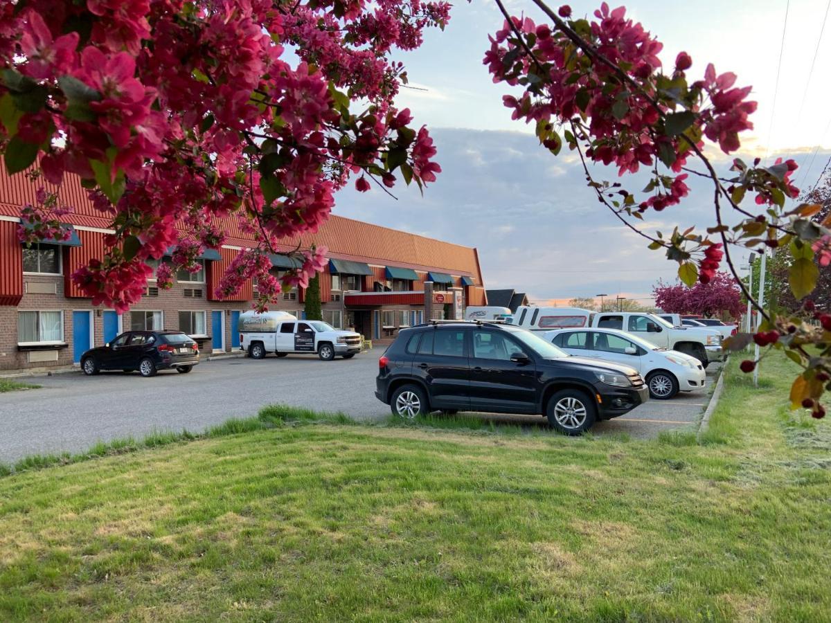 Motel Le Transit Mont-Saint-Hilaire Esterno foto