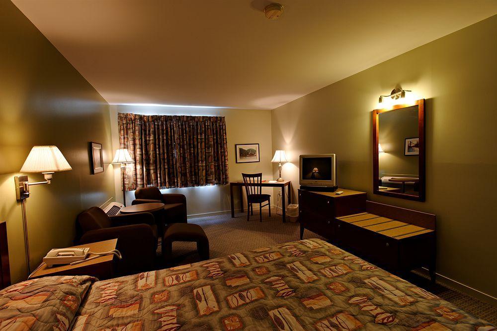 Motel Le Transit Mont-Saint-Hilaire Esterno foto