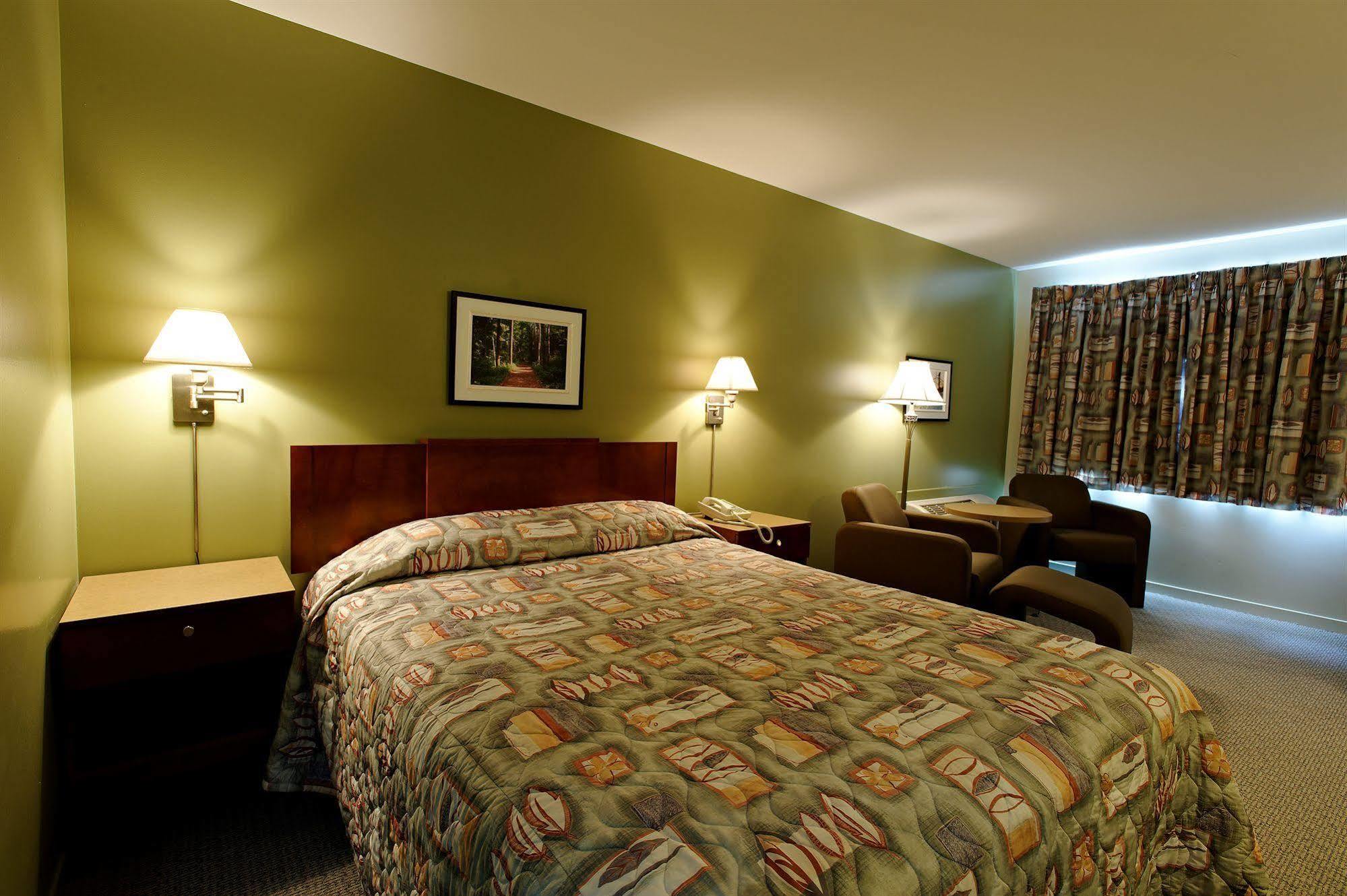 Motel Le Transit Mont-Saint-Hilaire Esterno foto